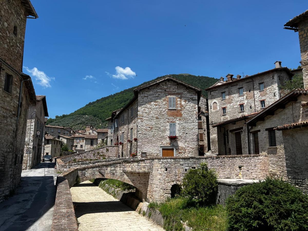 Apartament Dimora Casina Dell'Abbondanza Gubbio Zewnętrze zdjęcie